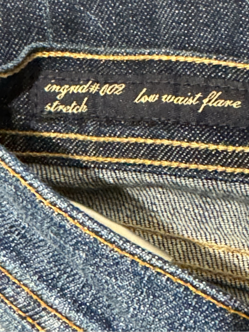 Citizens of Humanity Med/Dark Wash Ingrid Low-Rise Flare Jeans Women’s Size 31 - Picture 5 of 11